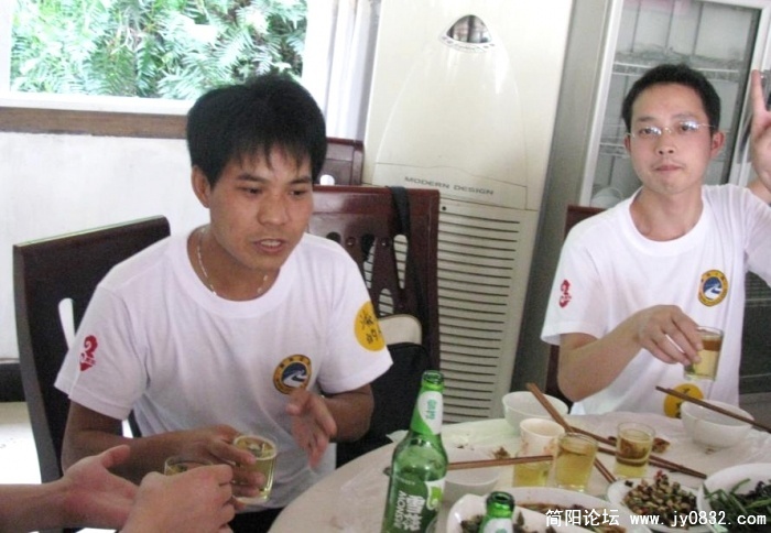 20081006_c83cd92be8f728a4718fPETtEcd6rfQT.jpg
