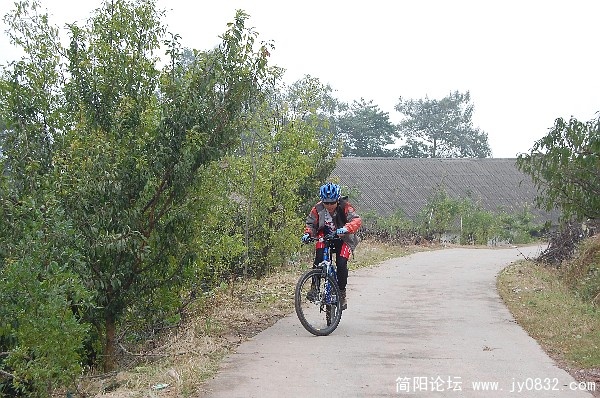 这坡的确有些陡哈