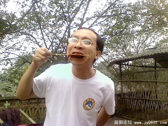 会长的吃相.jpg