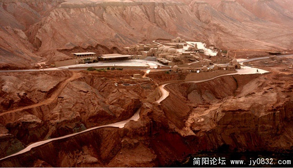 吐鲁番火焰山