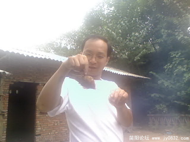 会长咋用手呢.jpg
