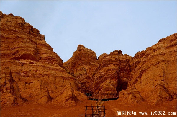 吐鲁番火焰山