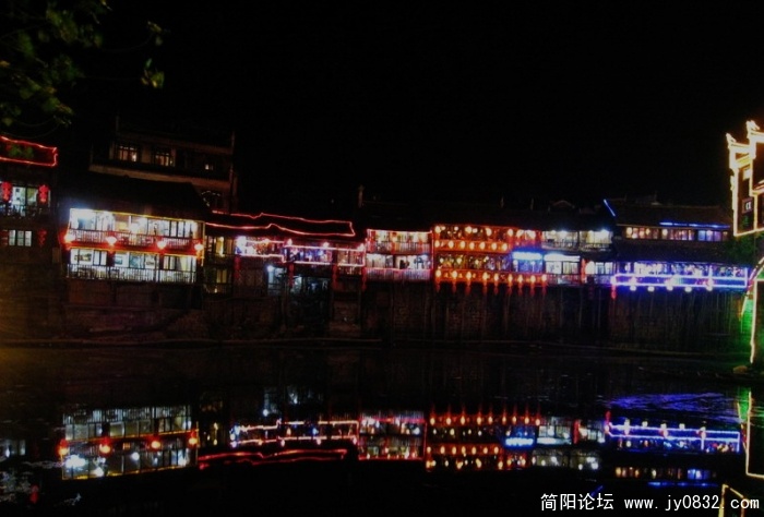 凤凰古城9.jpg