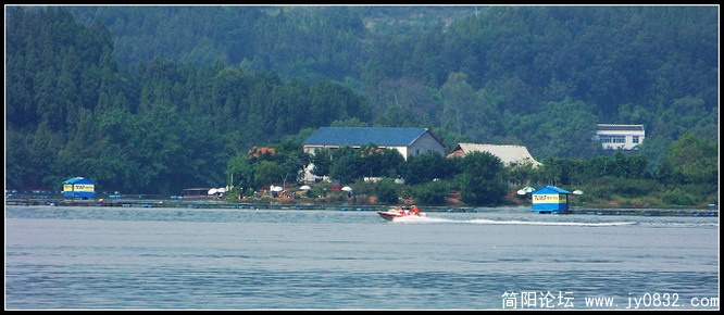 山岔湖
