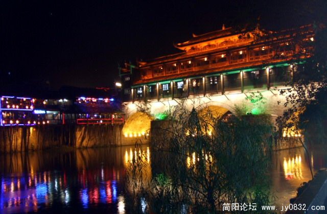 凤凰古城3.jpg