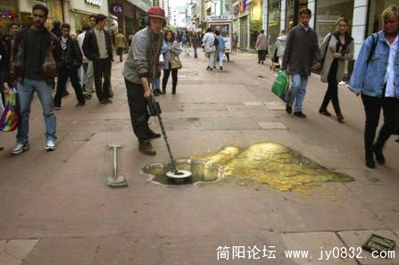 作品15C——发现大金矿.jpg