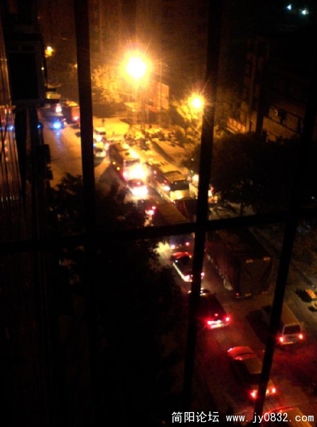 22：35