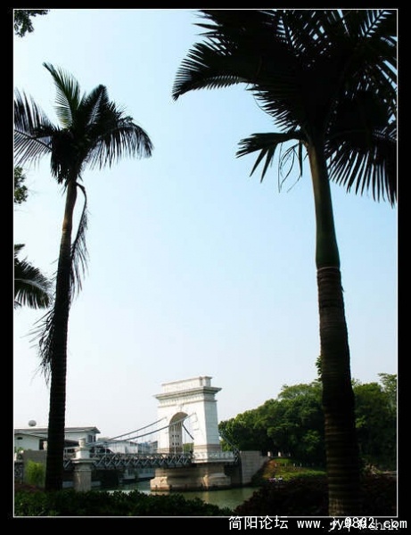 桂林 桂湖 迎宾桥.jpg
