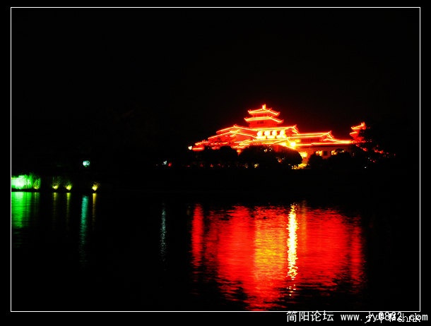桂林 桂湖之夜.jpg