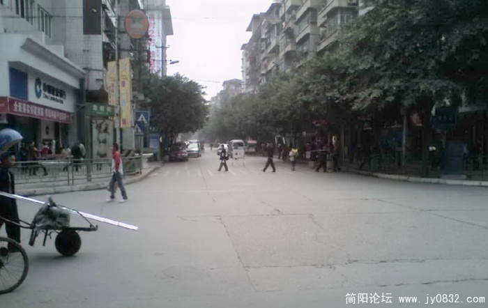 没有出租车的街道 (2).jpg