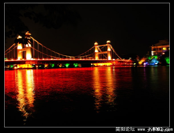 桂林桂湖丽泽桥夜景.jpg