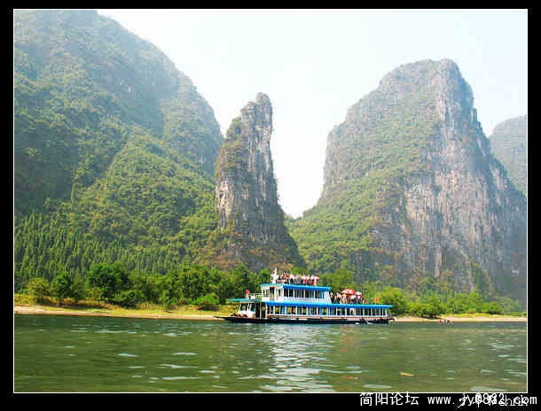 阳朔鲤鱼跳龙门.jpg