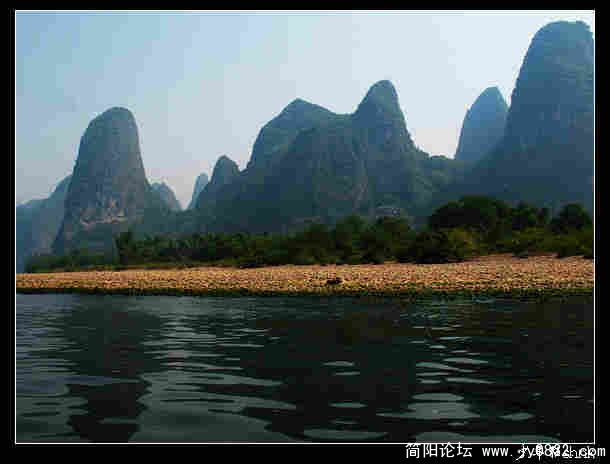 阳朔 漓江山水2.jpg