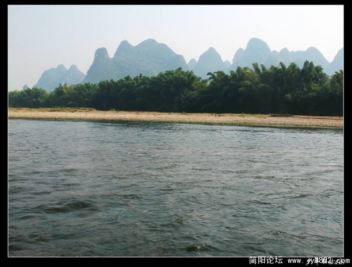 阳朔 骆驼过江.jpg