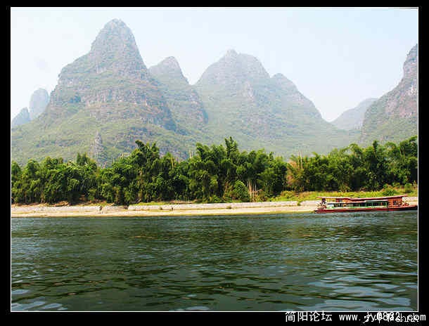 阳朔 漓江山水.jpg