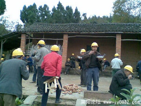 吃饭吃饭.jpg