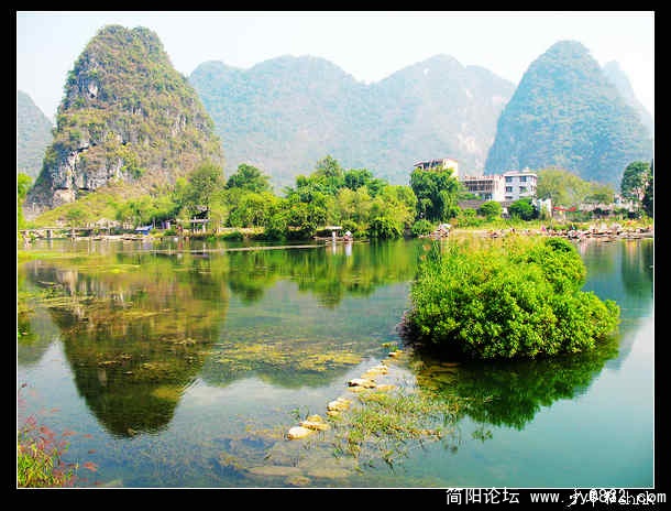 阳朔 遇龙河大石桥2.jpg