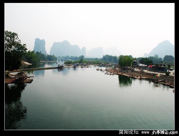 阳朔 遇龙江骆驼过江.jpg