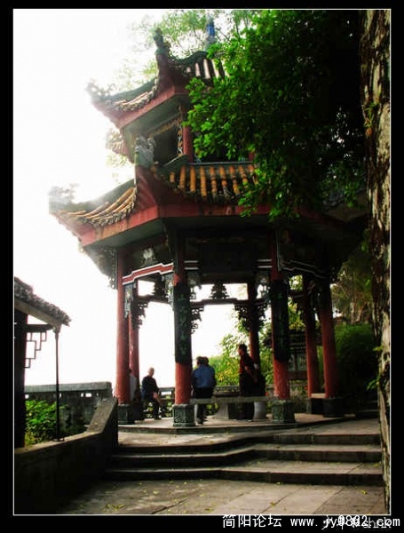 阳朔 碧莲峰 迎江阁.jpg