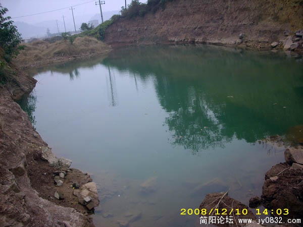一塘湖水