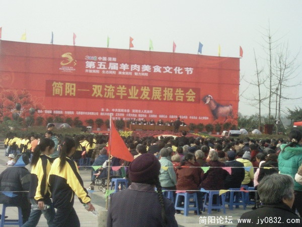 19号报告会现场.jpg