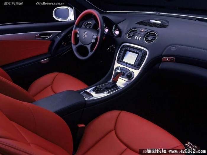 Mercedes-Benz_SL350_Mille_Miglia_Edition_2003_005_B9331F4B_m.jpg