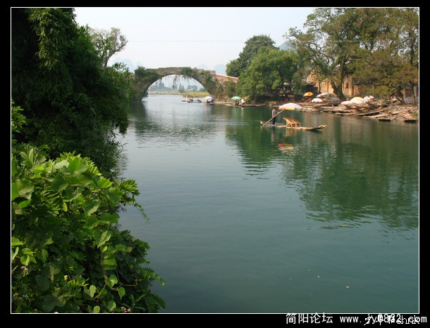 阳朔 遇龙河遇龙桥.jpg