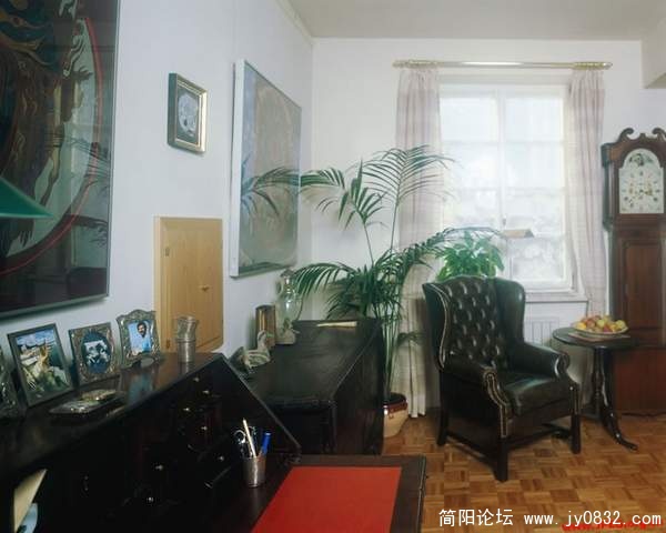 007_f2cadfbd365f16fb7e92071769d53609.jpg