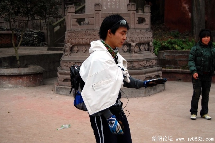 为了表示心诚,我出发前是来了个原地360度转圈的哈.