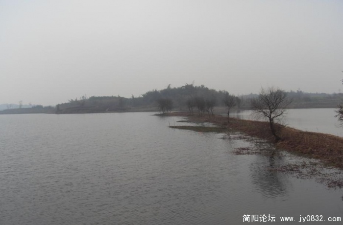 龙水湖3.jpg