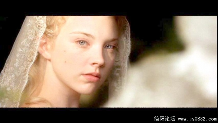 005CAS_Natalie_Dormer_002.jpg