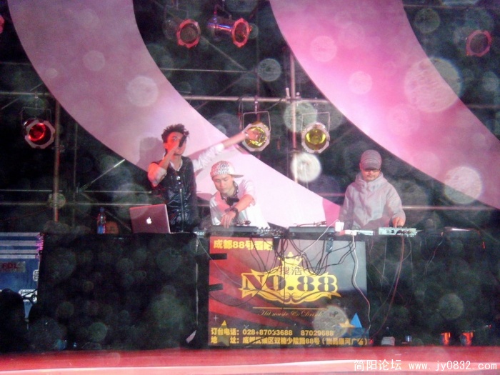 S73R3091.jpg