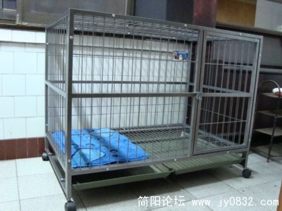 妈妈重金给我购置的新家，一米二带滑轮的兽笼～