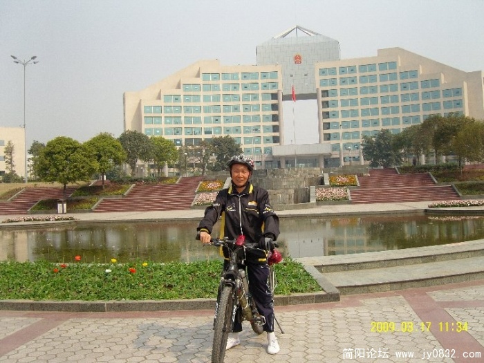 17007.JPG