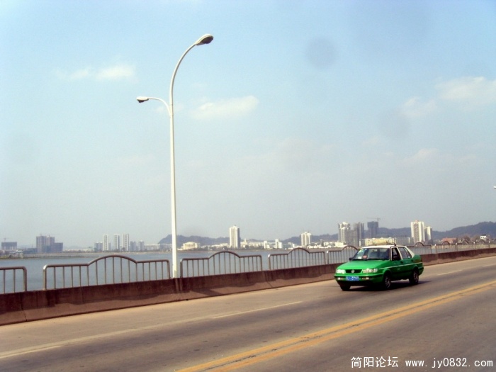 S73R3234.jpg