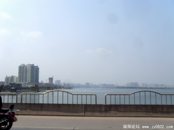 S73R3233.jpg