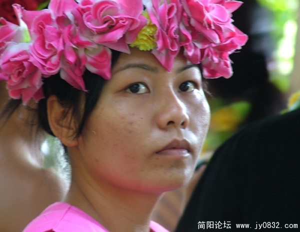 海南黎族阿妹.jpg