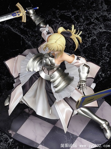 FIG-MOE-0528_09.jpg