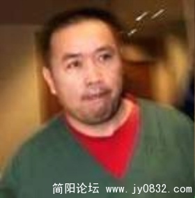 厦门远华大案的主犯赖昌星走私达500多亿元，偷逃税收300多亿元。300多亿元是一个什么样的概念呢－－如果以一 ...