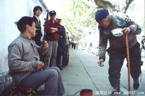 .看着这张照片你怎么想的？