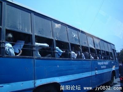 bus8.JPG