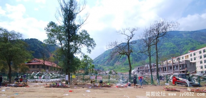 北川中学地震遗址