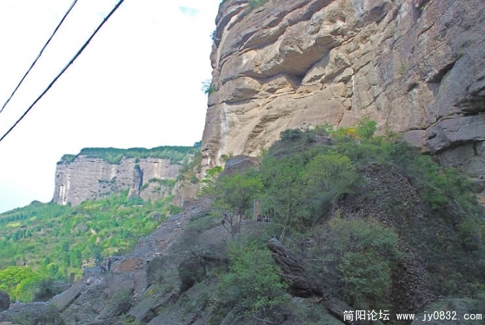 剑门关关楼因地震而拆除，全面开始主景区开发建设工程