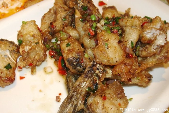 椒盐鱼骨.jpg
