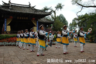 DSC_1112-W.jpg
