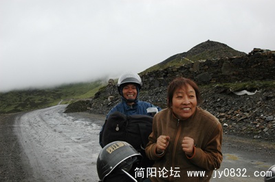 DSC_1405-W.jpg