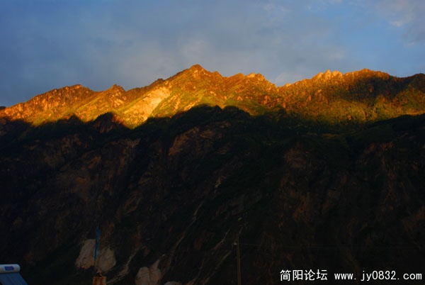 余辉.jpg