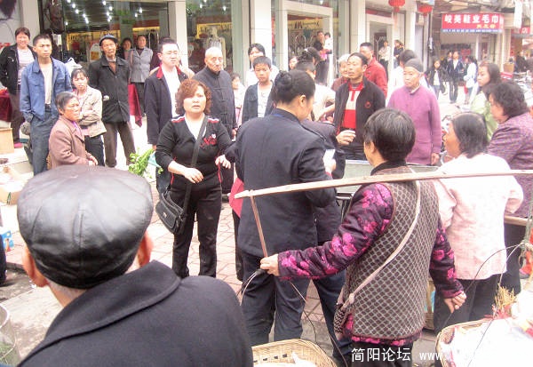 城管2.JPG