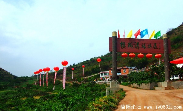 简阳樱桃沟1.jpg