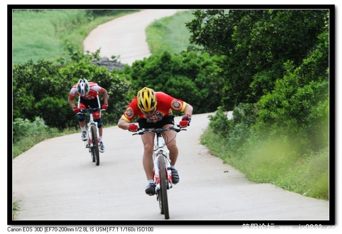 20090413_14d65b7cc79f80fc0c831sBw60sZzFgF.jpg
